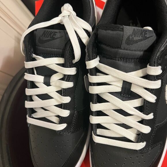 Nike Dunk Low White Black Panda Retro Shoes DJ6188-002 Men's Size 8.5 - Picture 3 of 9